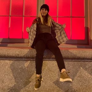 Meet your Posher, Madison